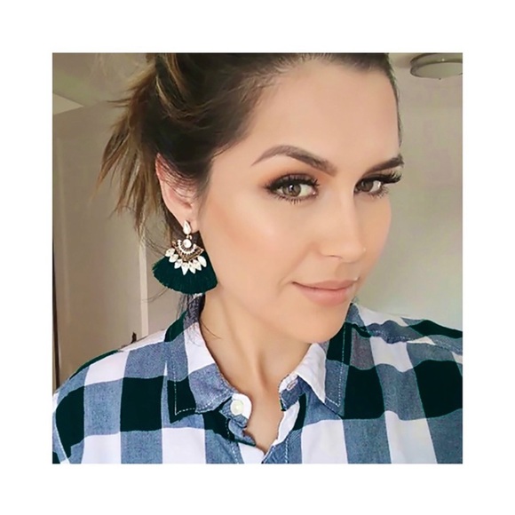 Amazing Black Boho Tassels Earrings NWT - Picture 4 of 4